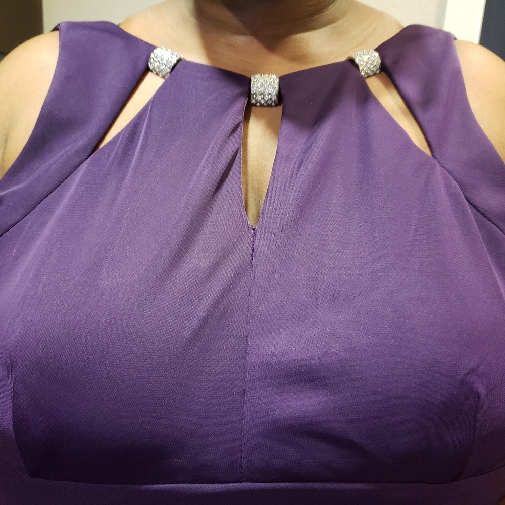Formal Dress - Picture 3 of 3